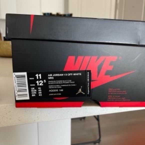 Off-white Jordan 1
